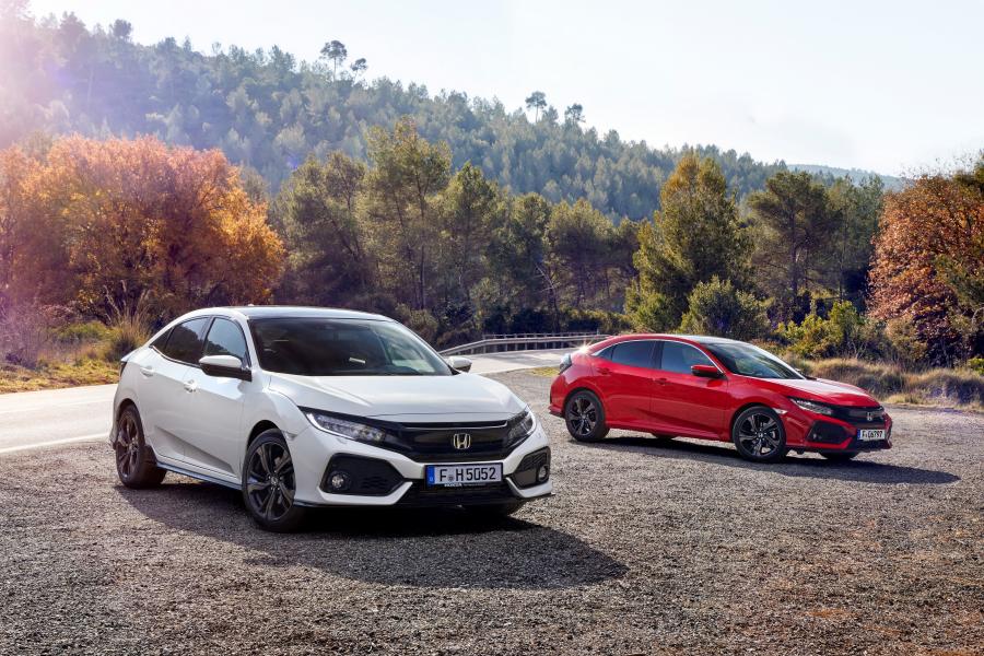  Honda Civic Sport Hatchback 2017 года  (WW) (фото 7 из 37)